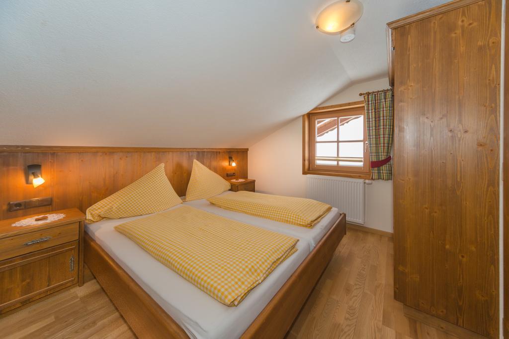 Gloesalm Apartment Ramsau am Dachstein Cameră foto