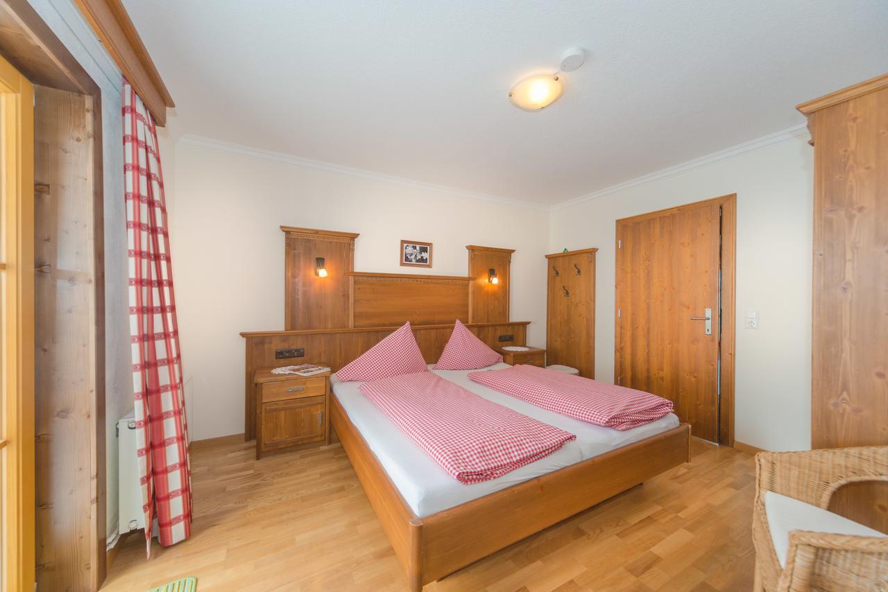 Gloesalm Apartment Ramsau am Dachstein Exterior foto